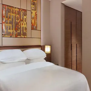 Belwoood Near Delhi Airport Hotel